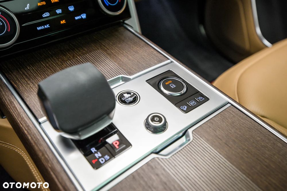 Land Rover Range Rover - 22