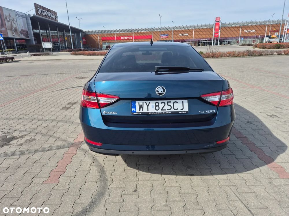 Skoda Superb 2.0 TDI Active - 3