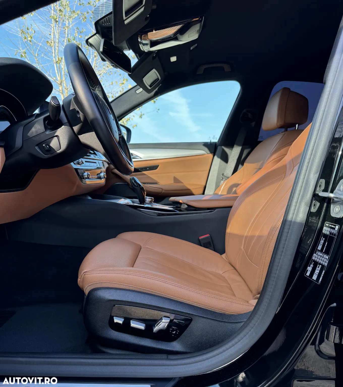 BMW Seria 5 520d AT - 9