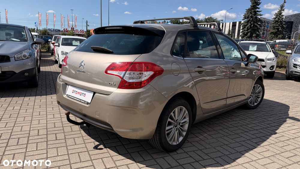Citroën C4 e-HDi 110 Selection - 5