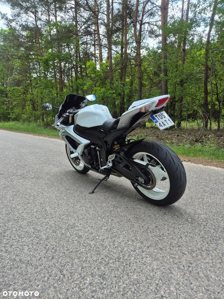 Suzuki GSX-R - 9