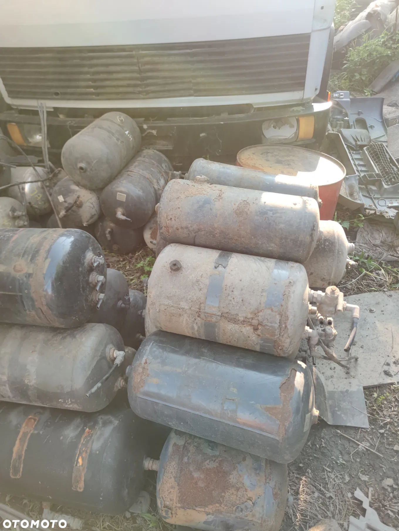 ZBIORNIKI NA POWIETRZE, BUTLE MIX SCANIA VOLVO DAF IVECO MAN RENAULT MERCEDES - 3