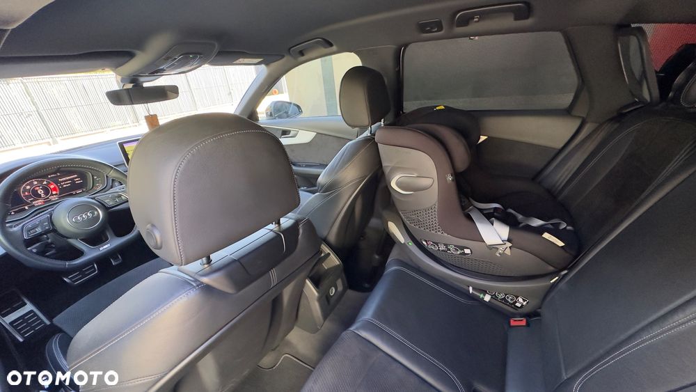 Audi A4 Avant 40 TDI S tronic quattro - 13