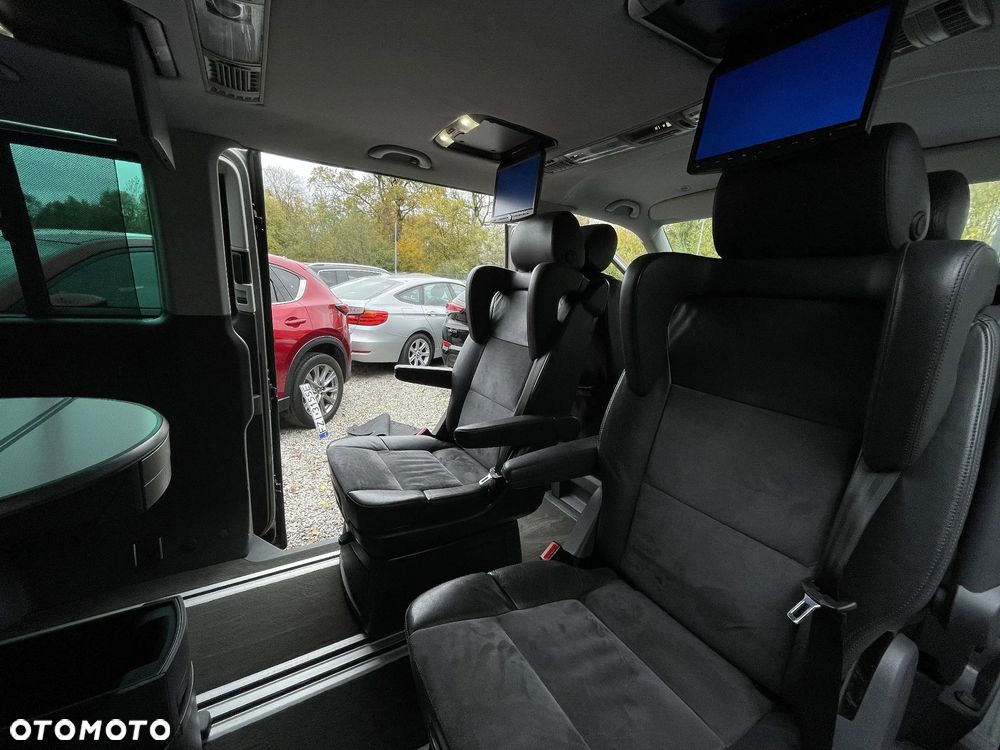 Volkswagen Multivan - 34