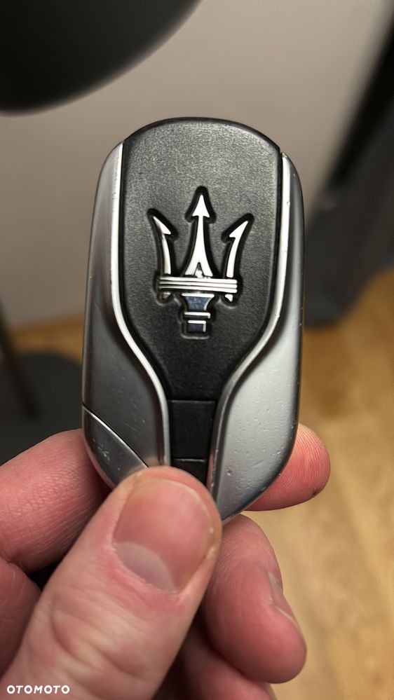 Maserati Levante Q4 Executive - 22