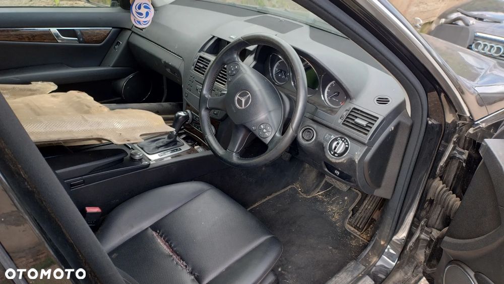 Mercedes C W204 częśći używane - 2