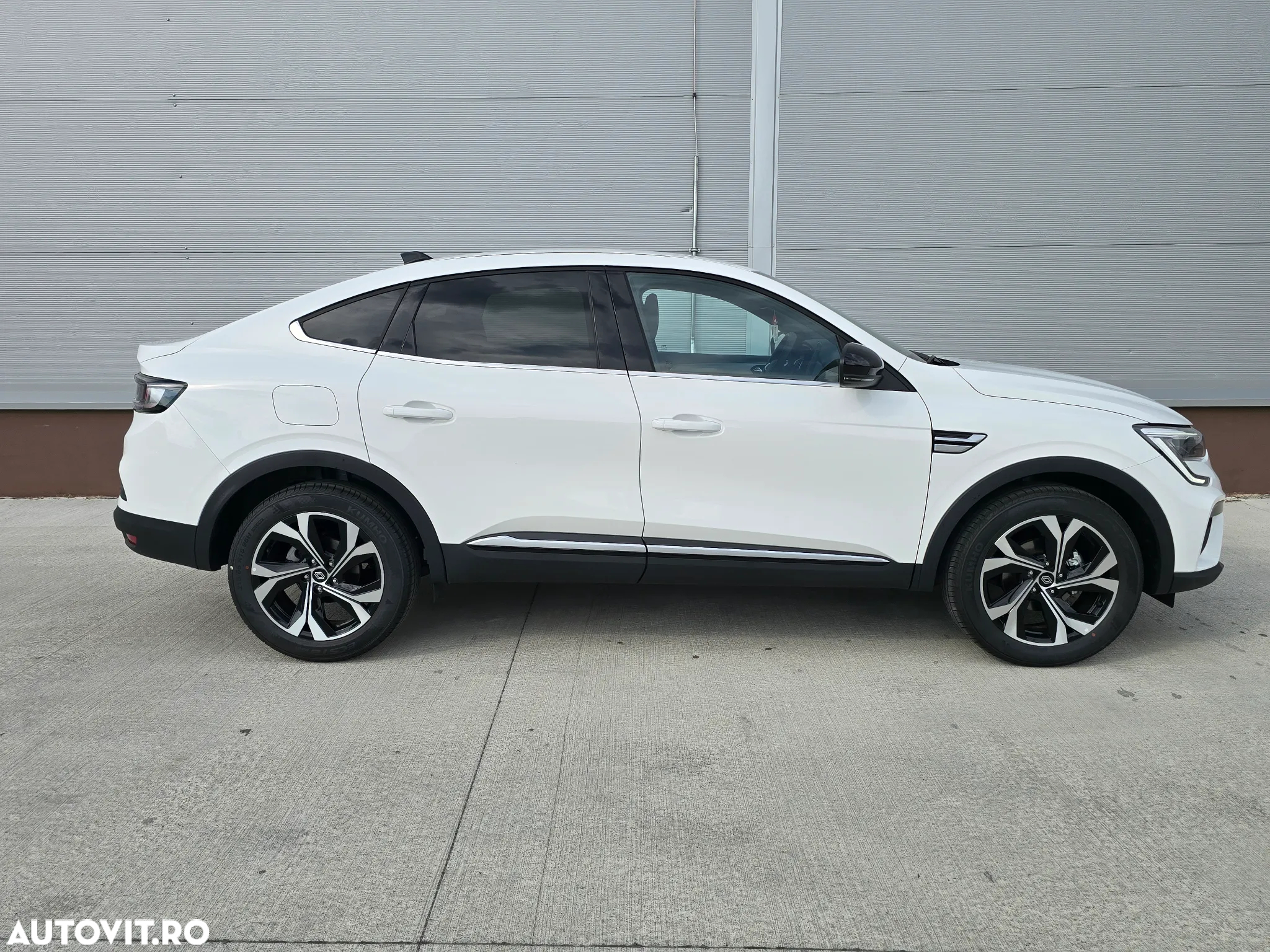 Renault Arkana MHEV 140 EDC Techno - 4