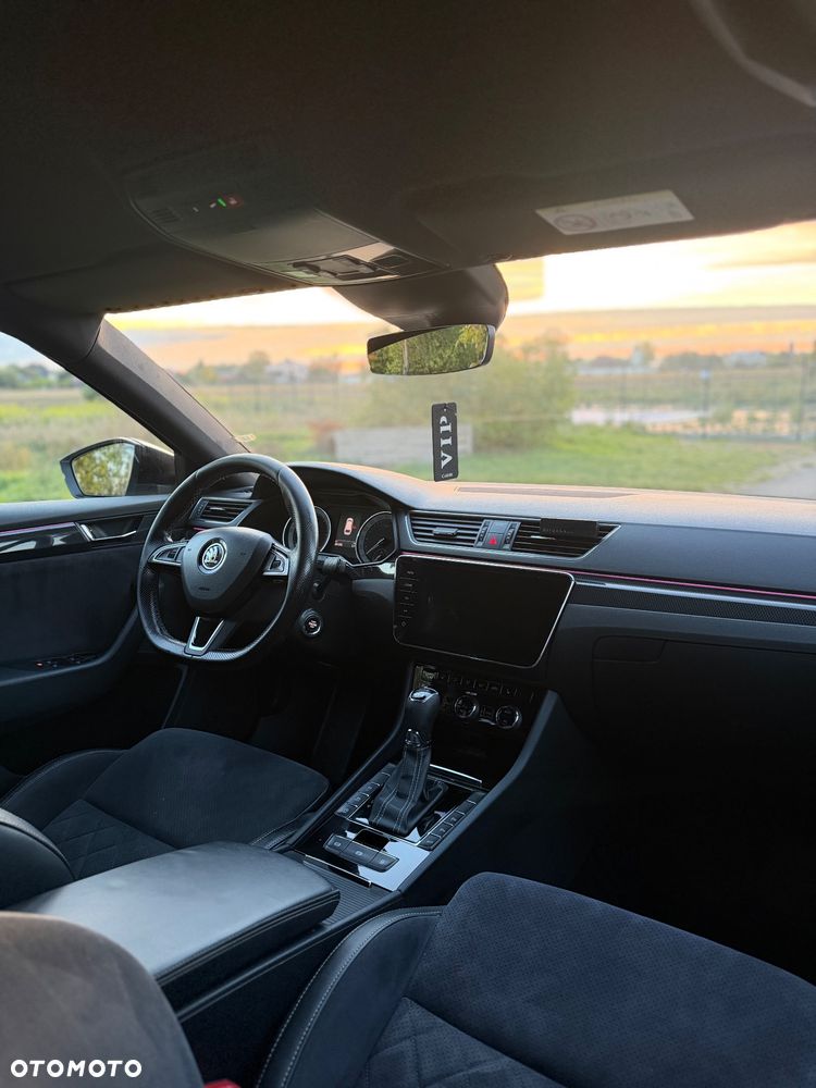 Skoda Superb 2.0 TDI 4x4 DSG Sportline - 15