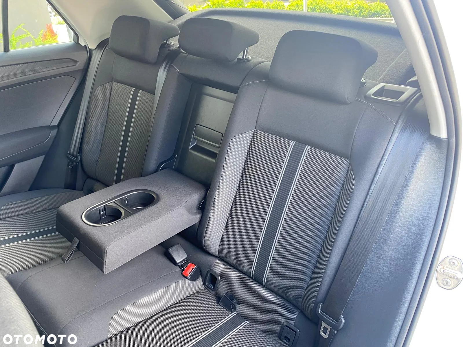 Volkswagen T-Roc 1.0 TSI Special Edition - 25