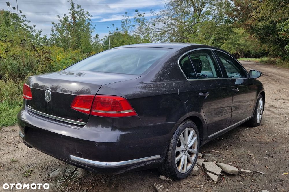 Volkswagen Passat 1.8 TSI Comfortline DSG - 4