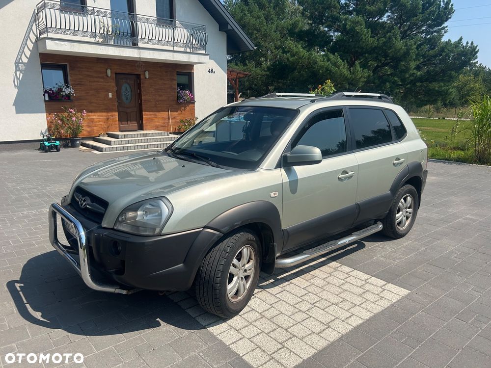 Hyundai Tucson ver-2-0-crdi-premium - 1