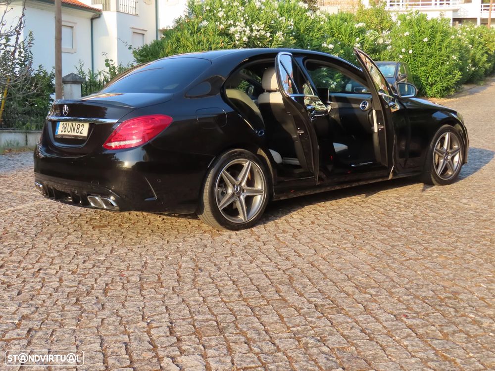 Mercedes-Benz C 300 - 10