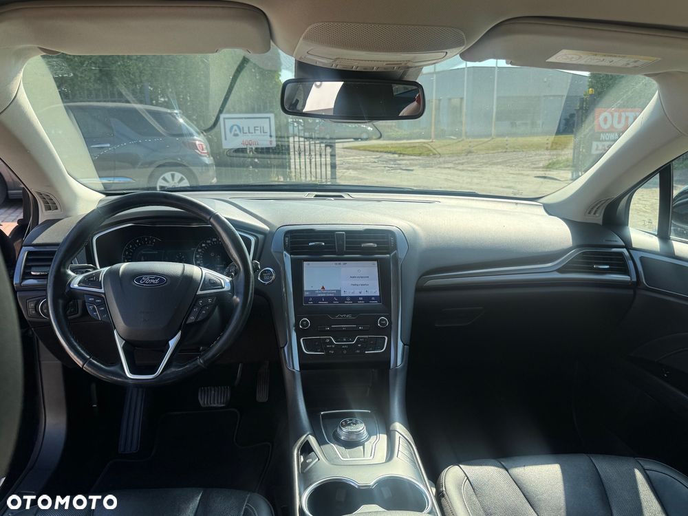 Ford Mondeo - 7