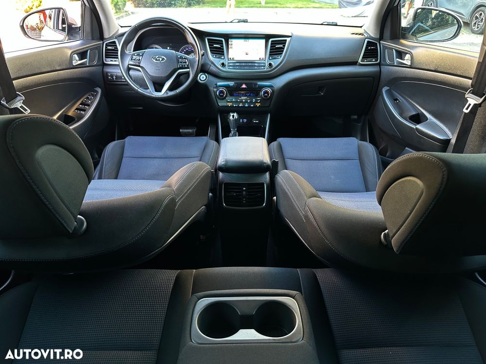 Hyundai Tucson blue 1.7 CRDi 2WD DCT Style - 31