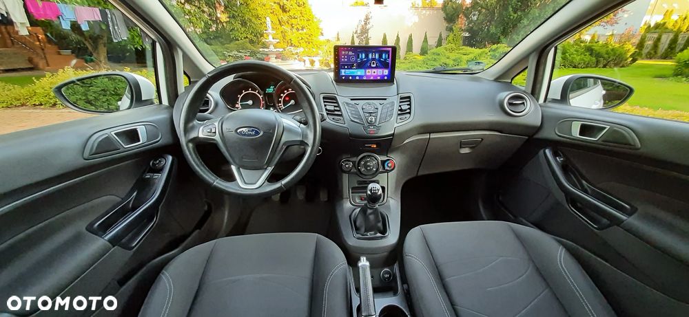 Ford Fiesta - 23