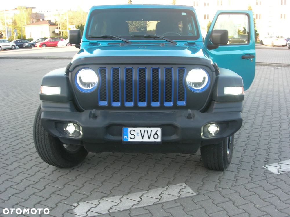 Jeep Wrangler - 21