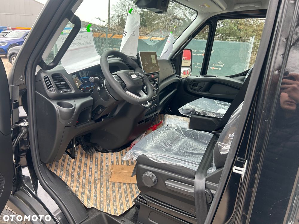 Iveco Daily 35S18 - 22