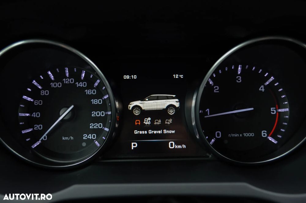 Land Rover Range Rover Evoque - 20