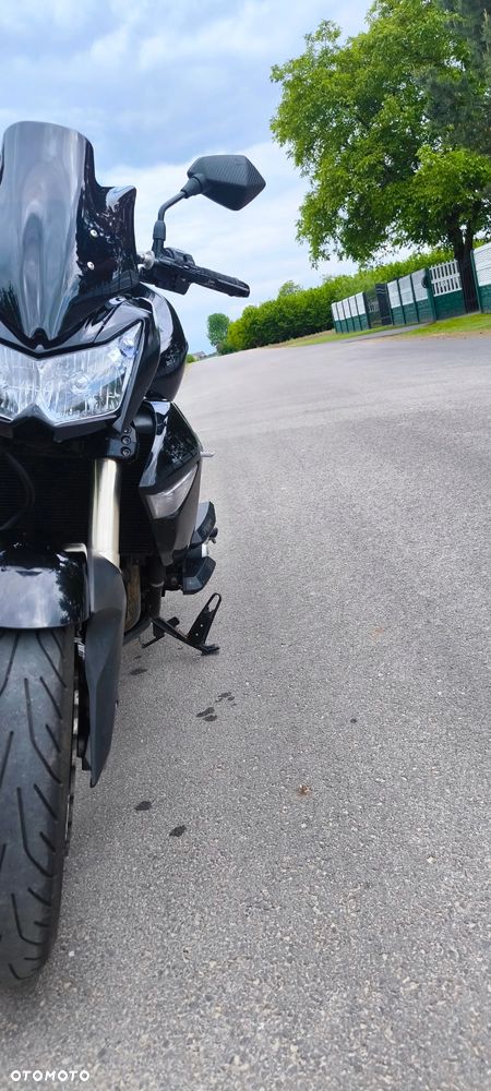 Kawasaki Z - 8