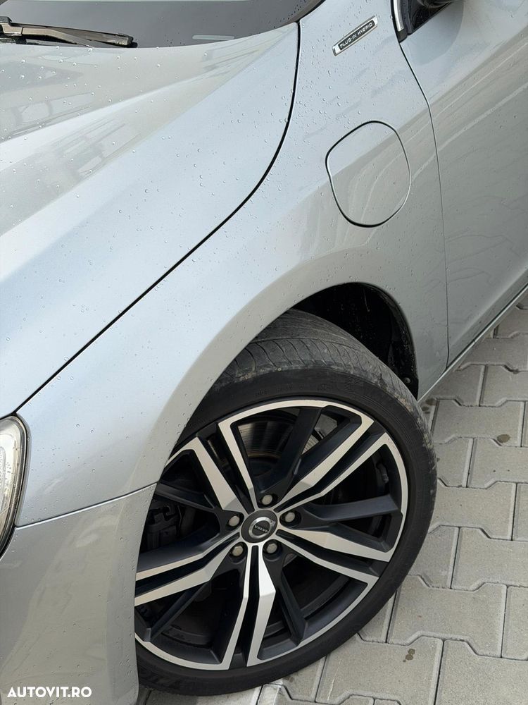 Volvo V60 D6 Twin Engine Geartronic RDesign - 9