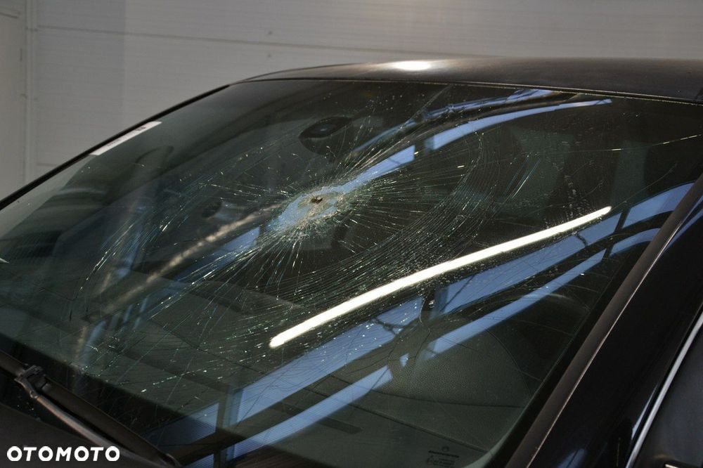 Volkswagen Touareg - 13