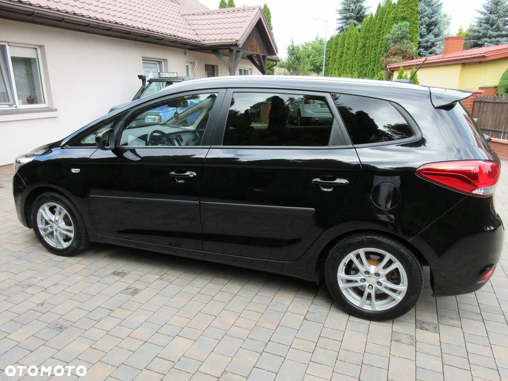 Kia Carens 1.7 CRDi Spirit - 10