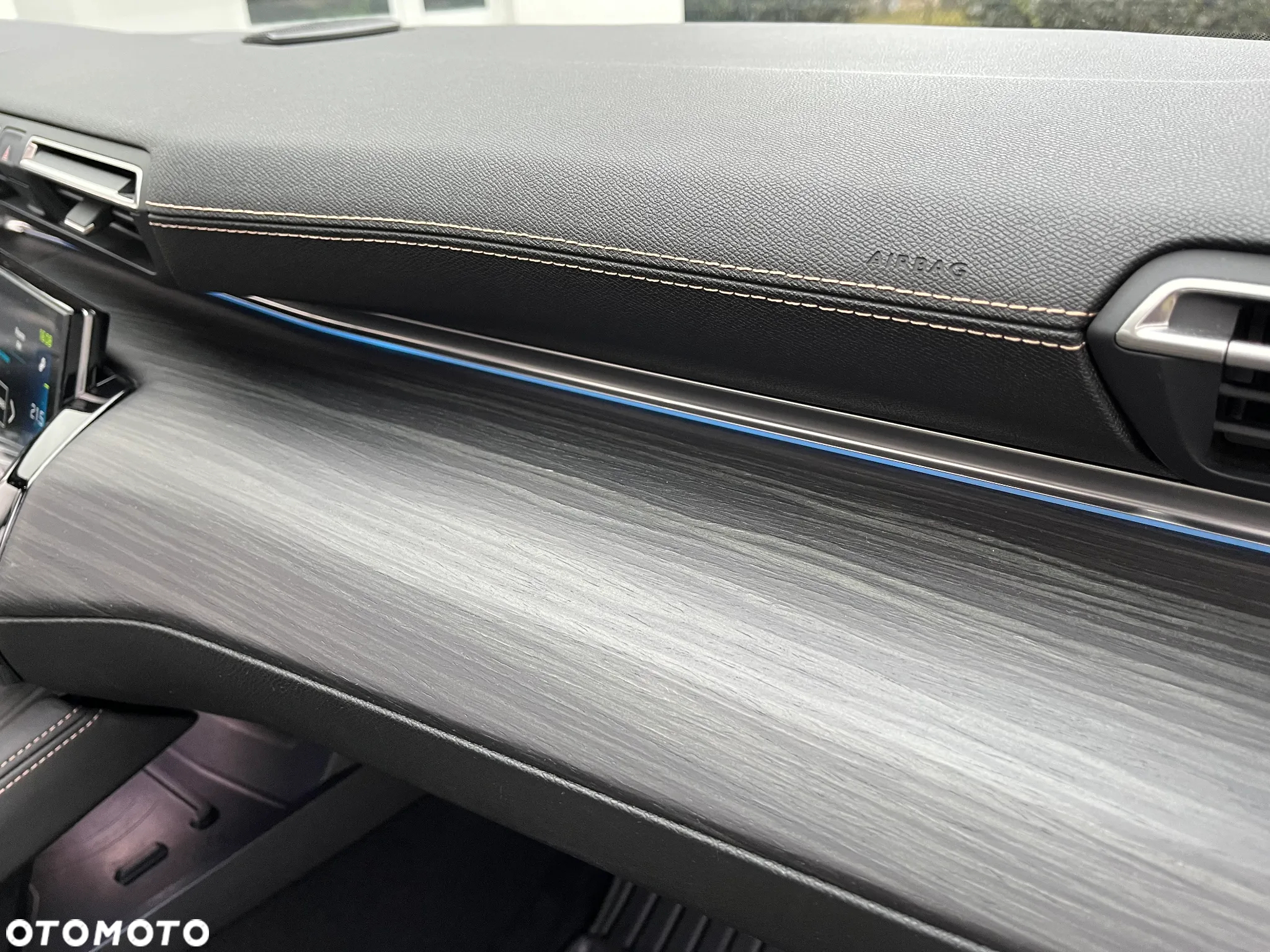 Peugeot 508 SW Plug-In Hybrid 225 e-EAT8 GT - 34