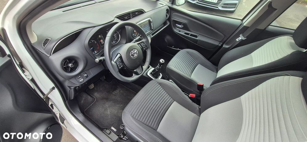 Toyota Yaris - 9