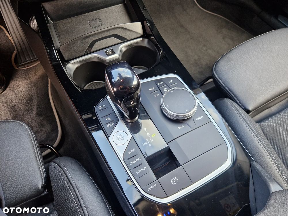 BMW Seria 1 118d Sport Line Shadow - 15