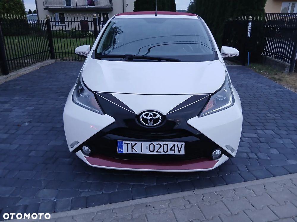 Toyota Aygo x-clusiv - 4