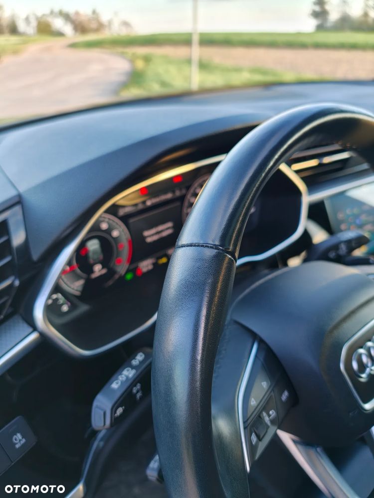 Audi Q3 45 TFSI Quattro S tronic S line - 28