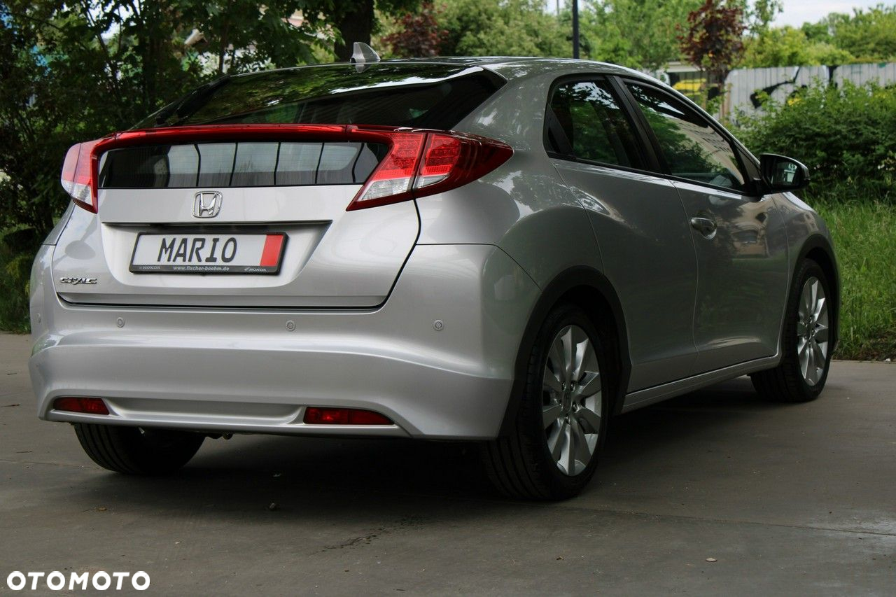 Honda Civic 1.8 i-VTEC Sport - 18