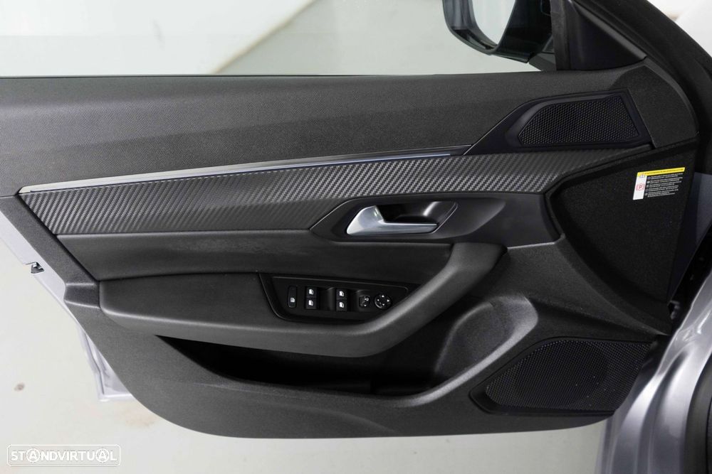 Peugeot 508 SW 1.6 Hybrid Allure e-EAT8 - 22