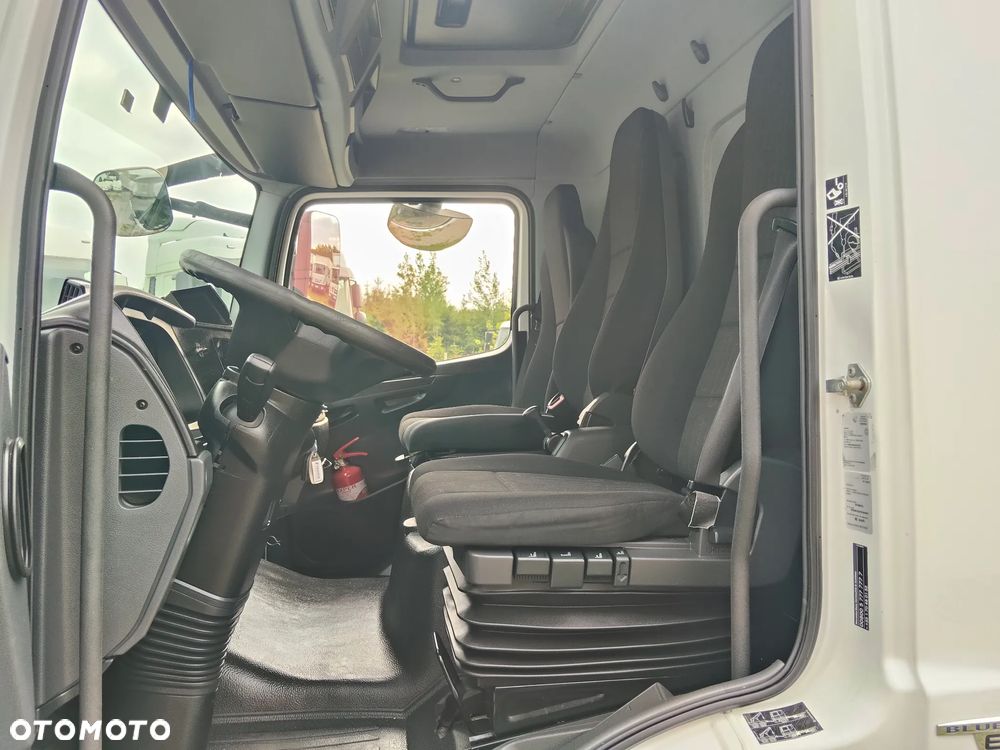 Mercedes-Benz Atego 1221 - 23