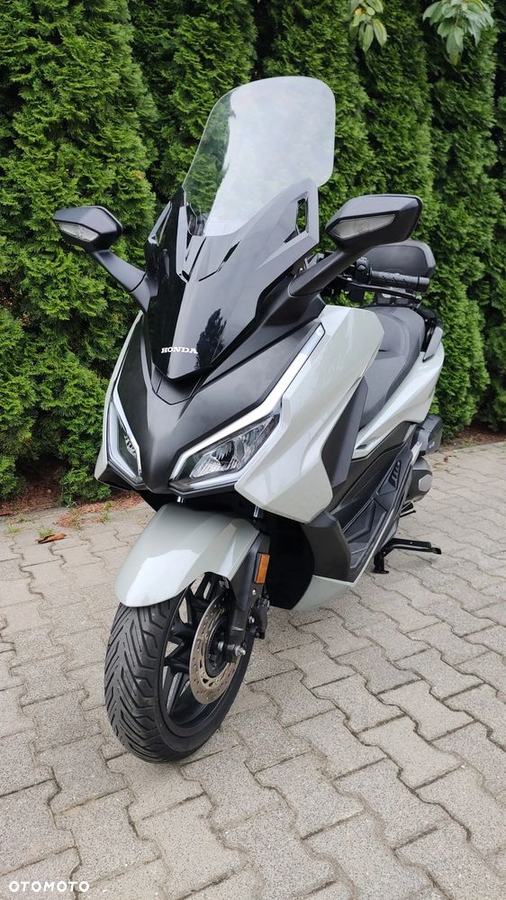 Honda NSS - 2