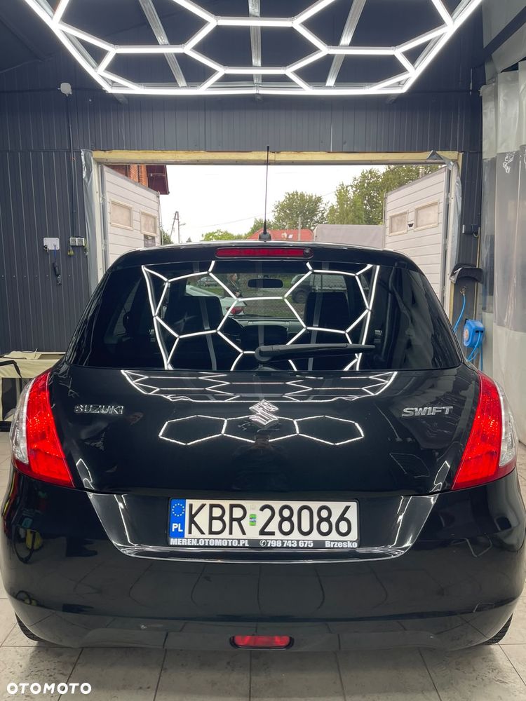 Suzuki Swift 1.2 X-TRA - 11