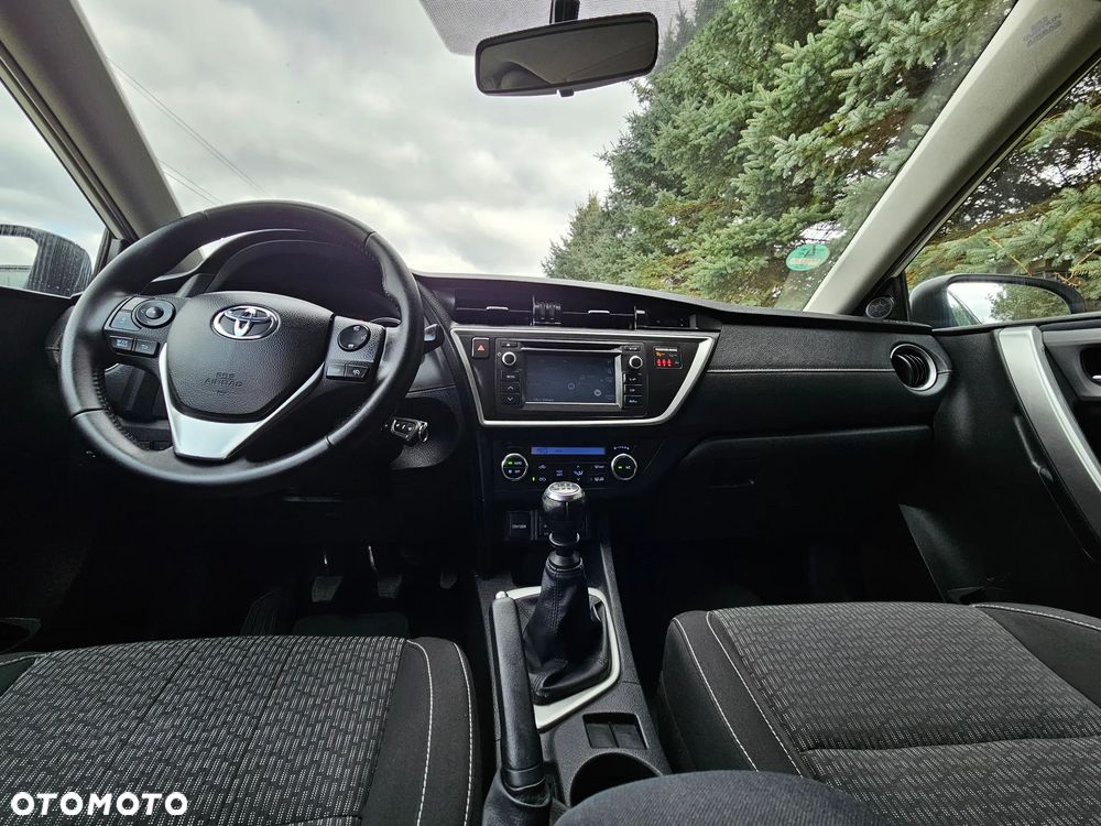 Toyota Auris 1.6 Valvematic Life - 18