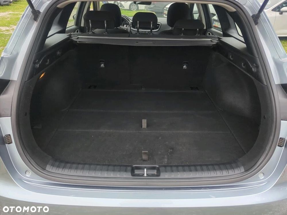 Kia Ceed - 6