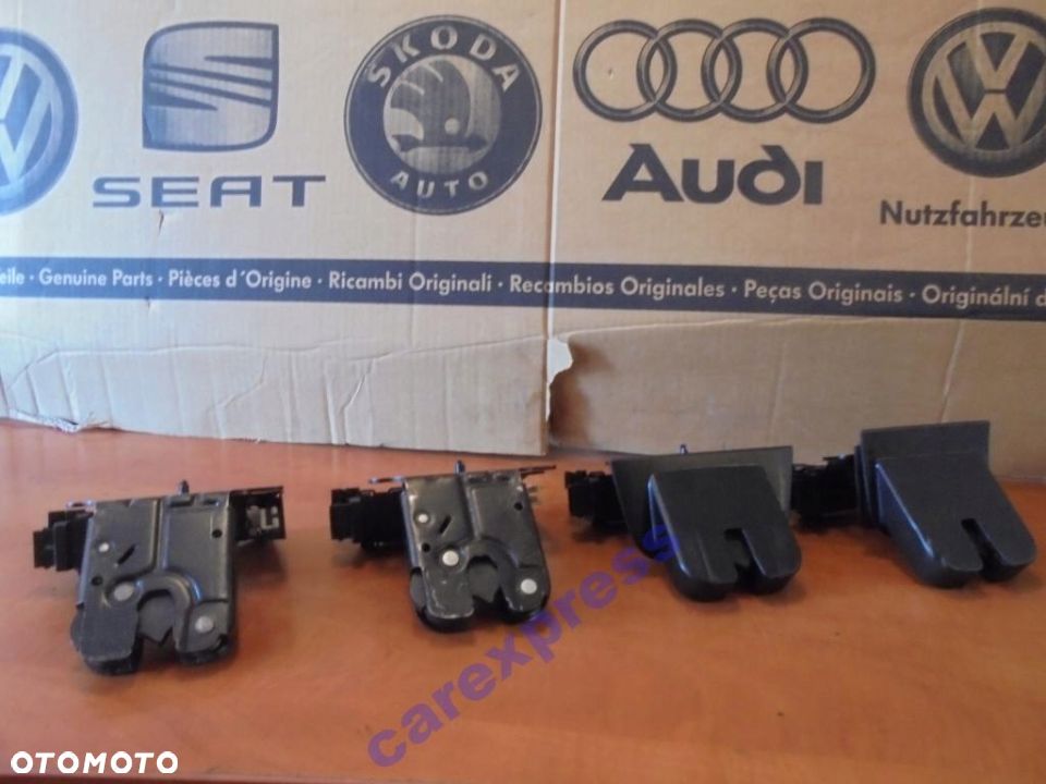 AUDI A3 A4 A6 Q7 TT ZAMEK TYLNEJ KLAPY 8P4827505C - 1