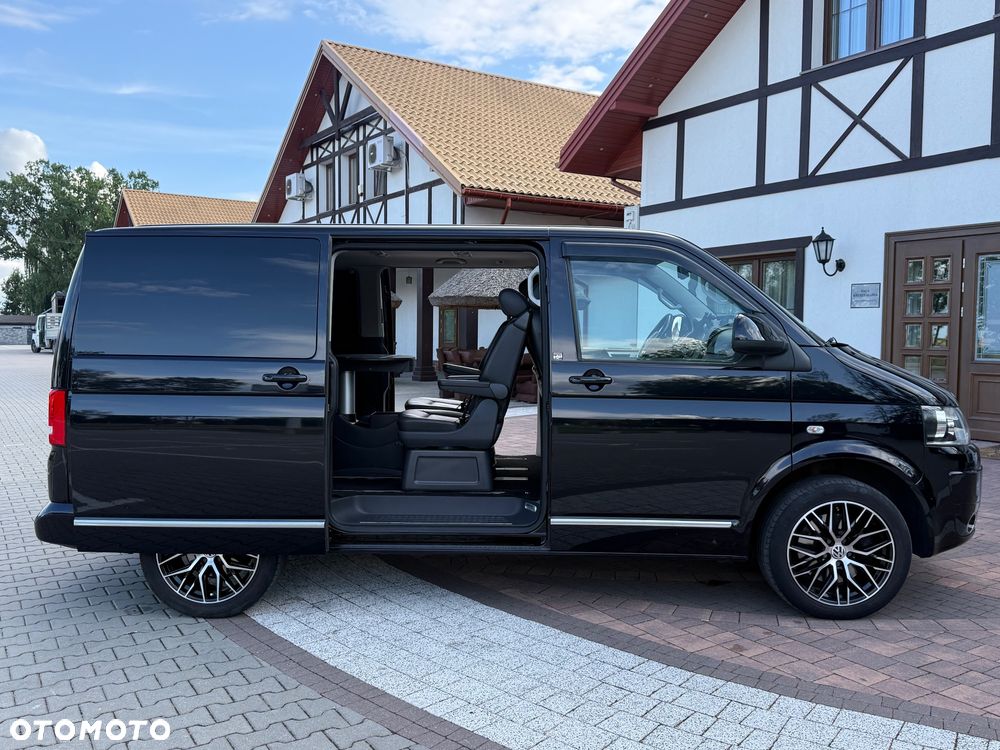 Volkswagen Multivan - 36