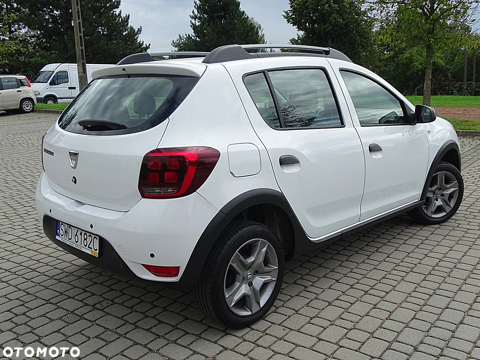 Dacia Sandero Stepway SCe 75 Essential - 4