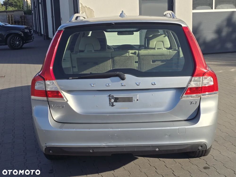 Volvo V70 D4 Summum - 10