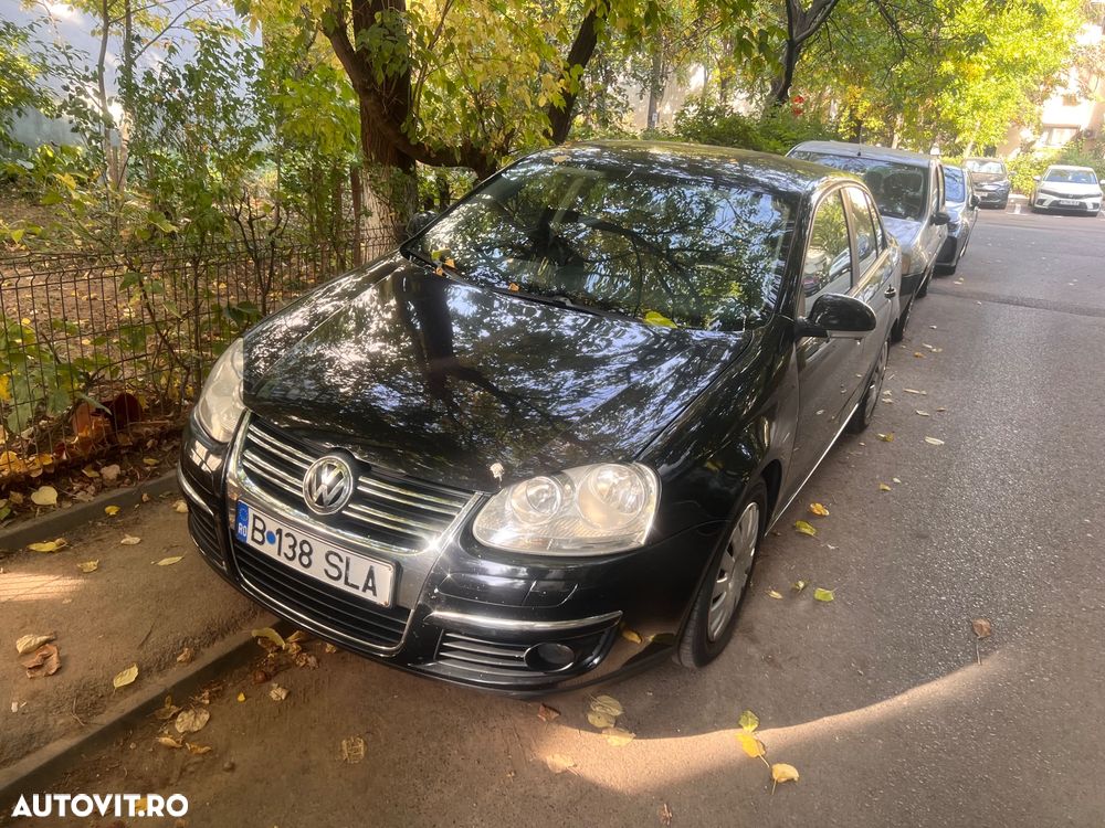 Volkswagen Jetta - 2