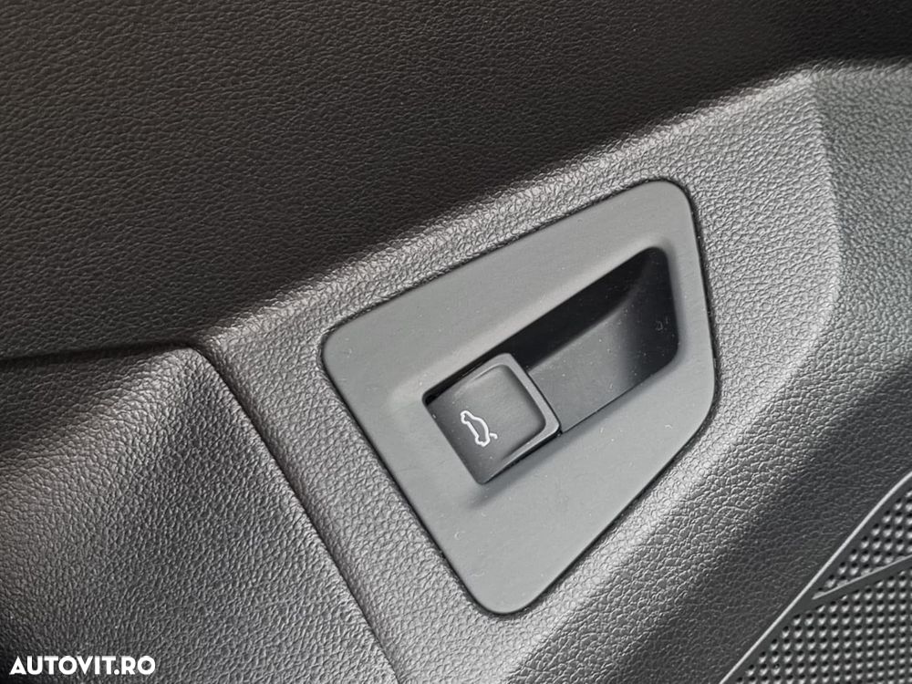 Volkswagen Touareg 3.0 V6 TDI SCR 4Motion Automatik - 15