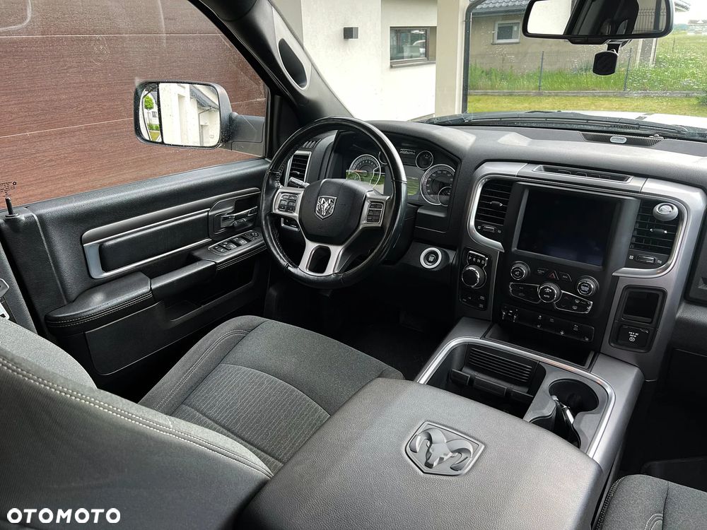 Dodge RAM - 15