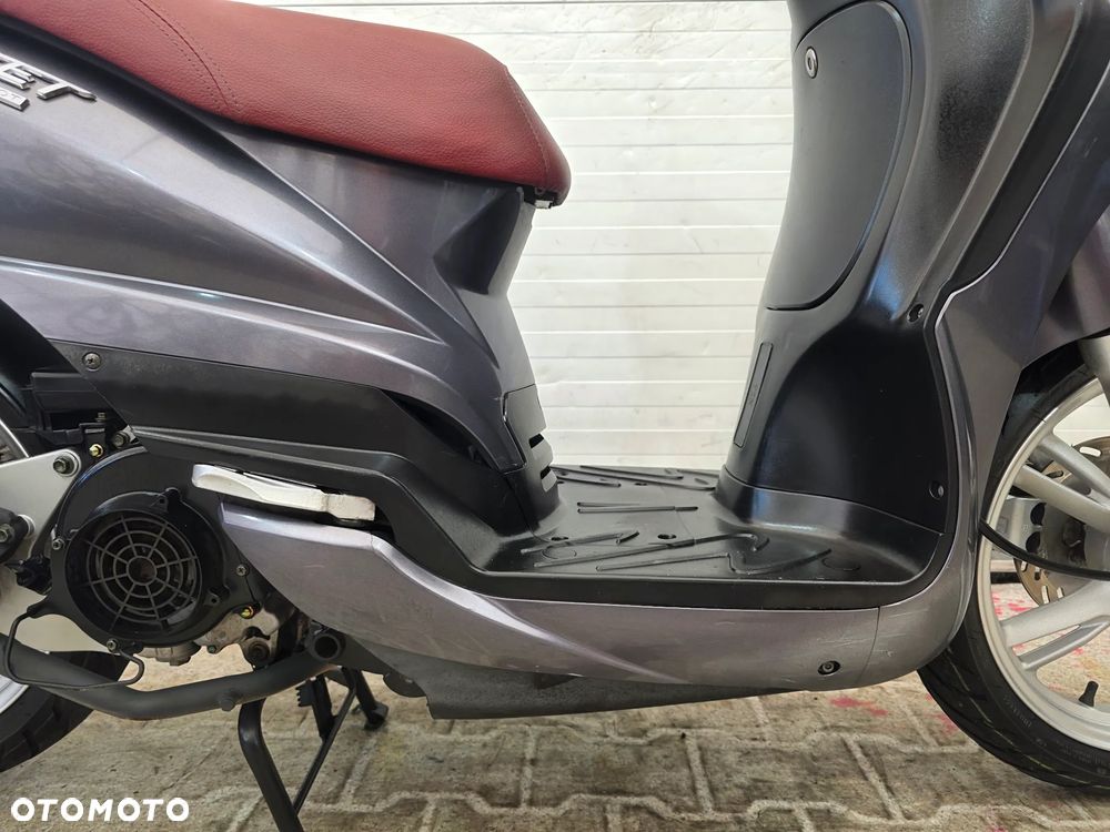 Peugeot Tweet - 20
