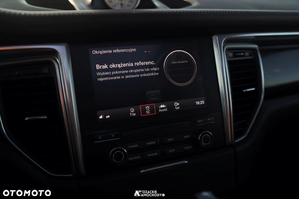 Porsche Macan GTS - 35