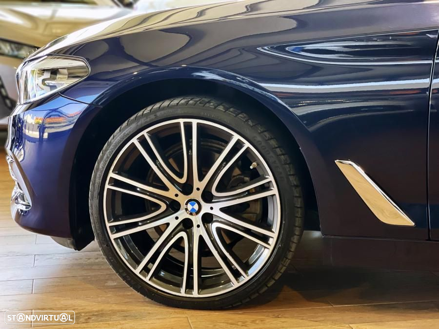 BMW 520 d Line Luxury Auto - 6