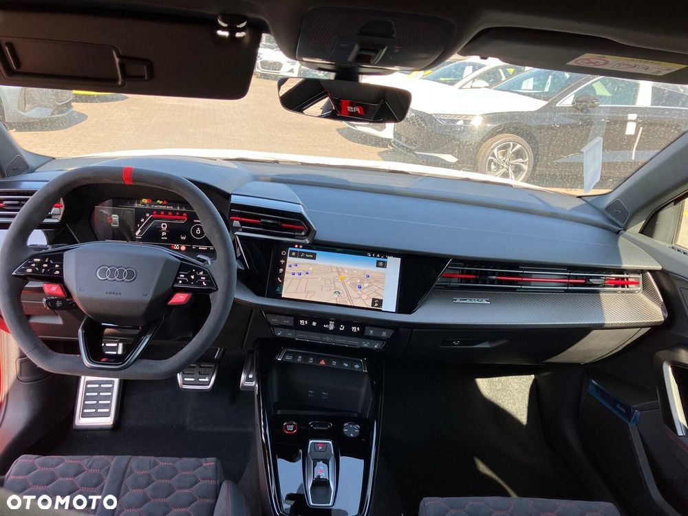 Audi RS3 Limousine - 29