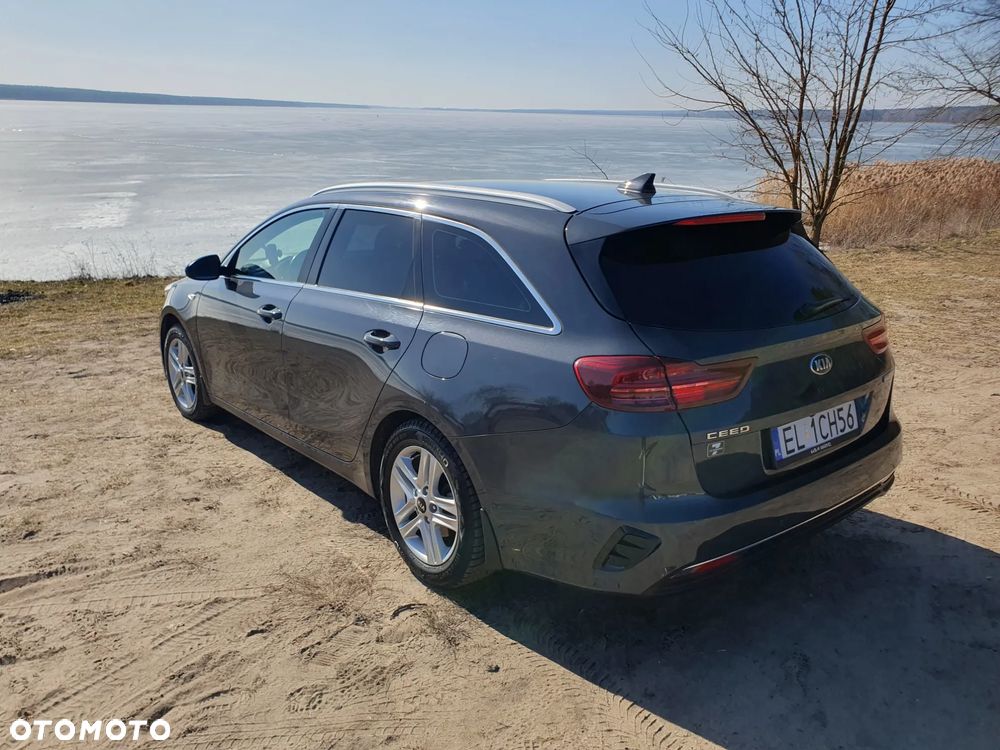 Kia Ceed - 5